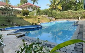 Ole Suite And Bogor 3*